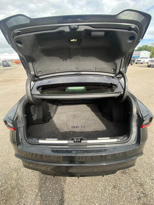 2021 Lexus IS 3rd Gen - Image 9 of 15
