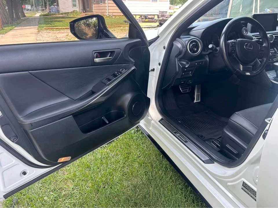 2021 Lexus IS 3rd Gen - Image 8 of 16