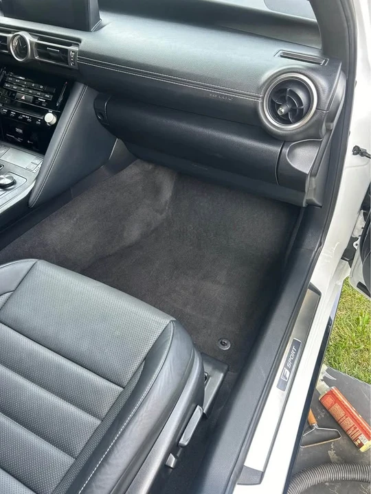 2021 Lexus IS 3rd Gen - Image 11 of 16