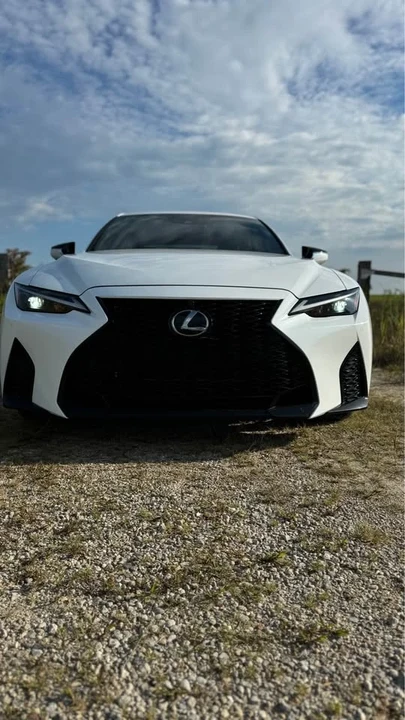 2021 Lexus IS 3rd Gen - Image 4 of 16