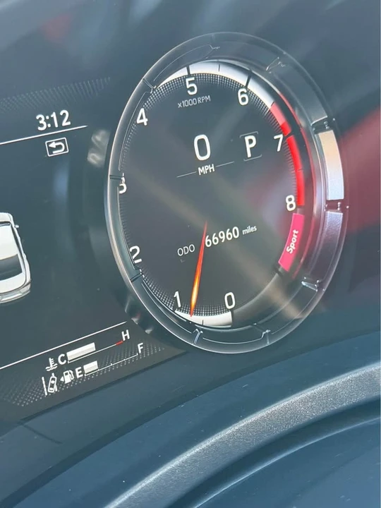2021 Lexus IS 3rd Gen - Image 7 of 10