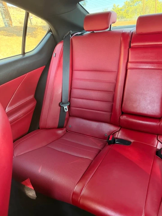 2021 Lexus IS 3rd Gen - Image 6 of 10