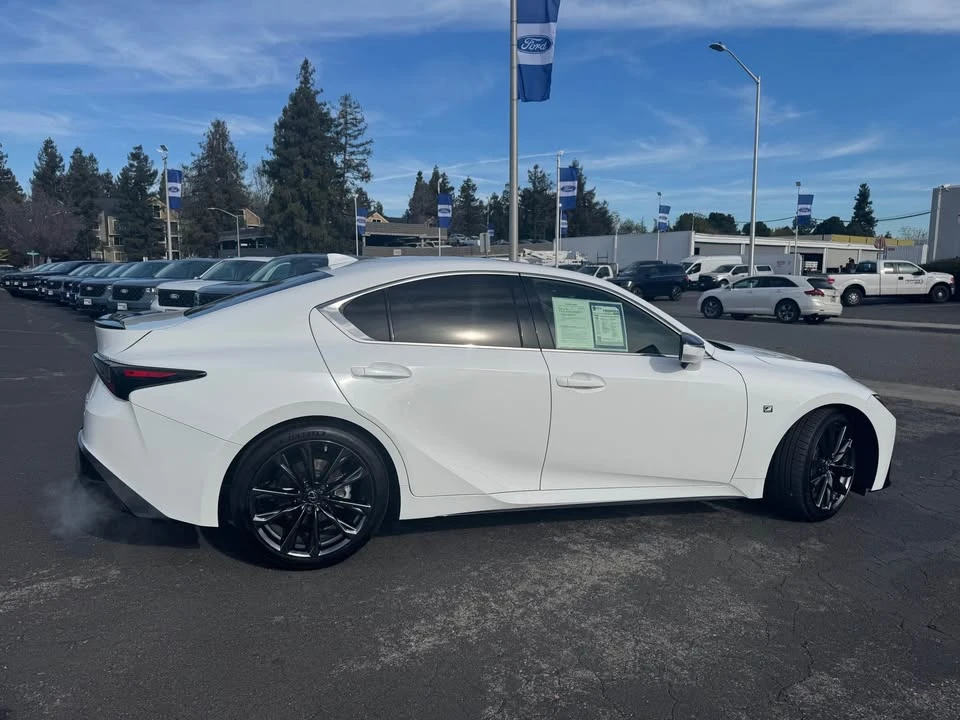 2021 Lexus IS 3rd Gen - Image 3 of 12
