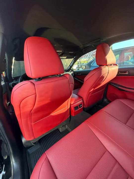 2021 Lexus IS 3rd Gen - Image 16 of 20