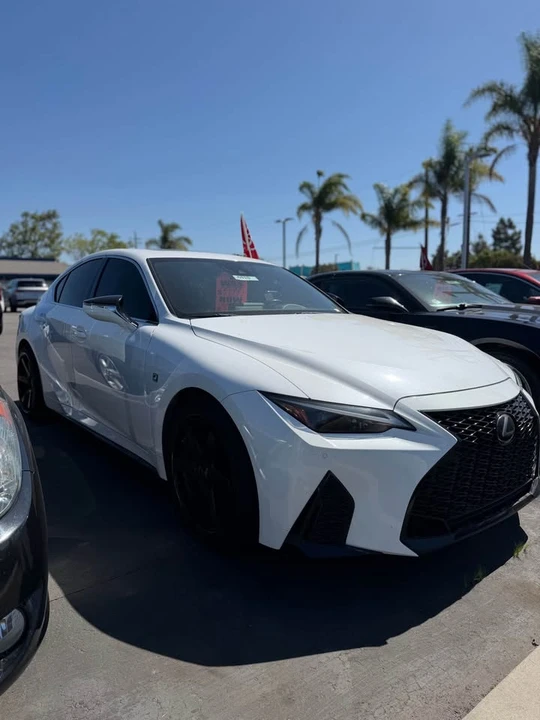 2021 Lexus IS 3rd Gen - Image 2 of 4