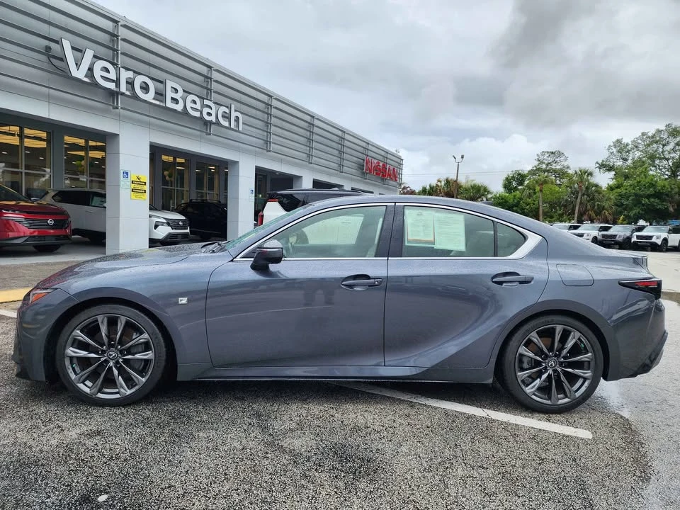 2021 Lexus IS 3rd Gen - Image 3 of 15