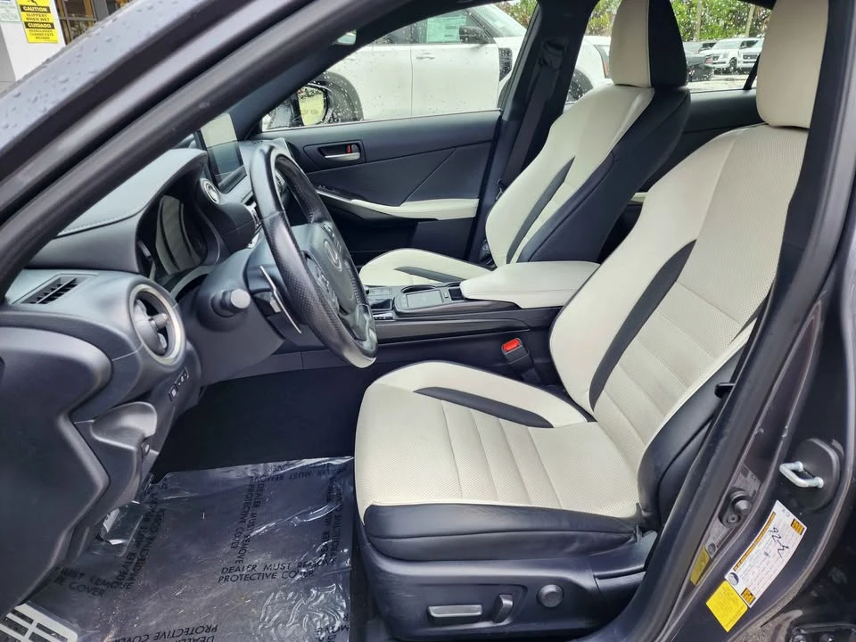2021 Lexus IS 3rd Gen - Image 8 of 15