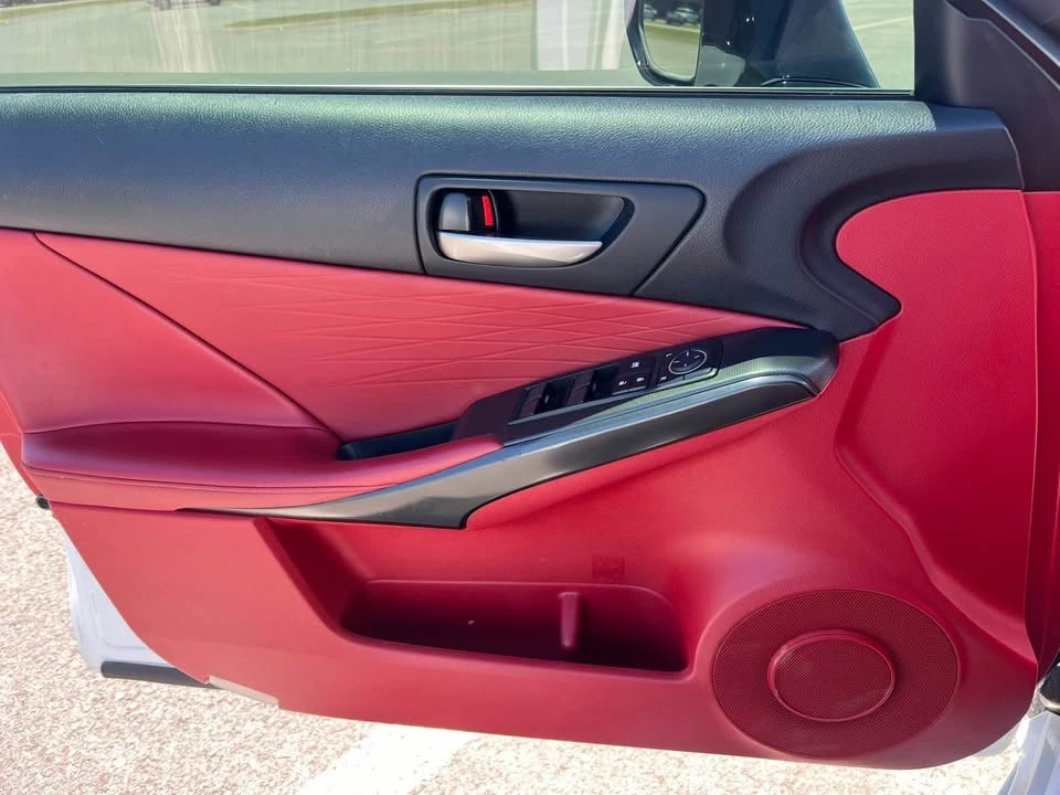 2021 Lexus IS 3rd Gen - Image 11 of 17