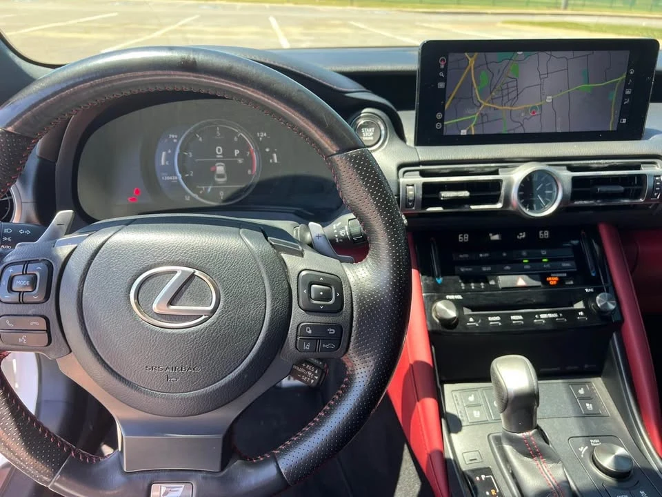 2021 Lexus IS 3rd Gen - Image 9 of 17