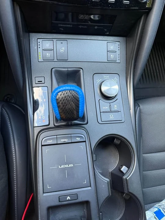 2021 Lexus IS 3rd Gen - Image 17 of 18