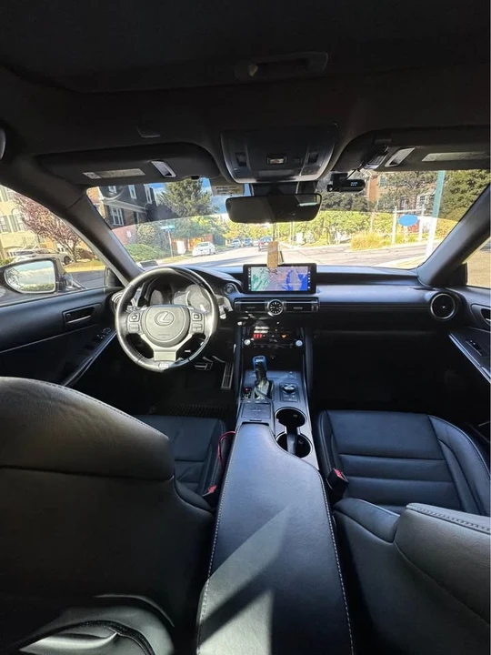 2021 Lexus IS 3rd Gen - Image 15 of 18