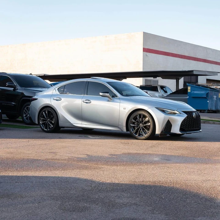 2021 Lexus IS 3rd Gen - Image 5 of 18
