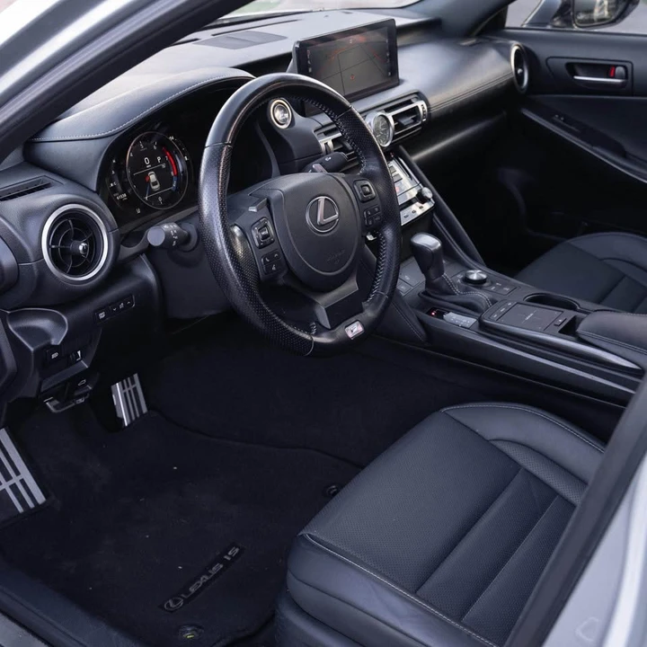 2021 Lexus IS 3rd Gen - Image 13 of 18