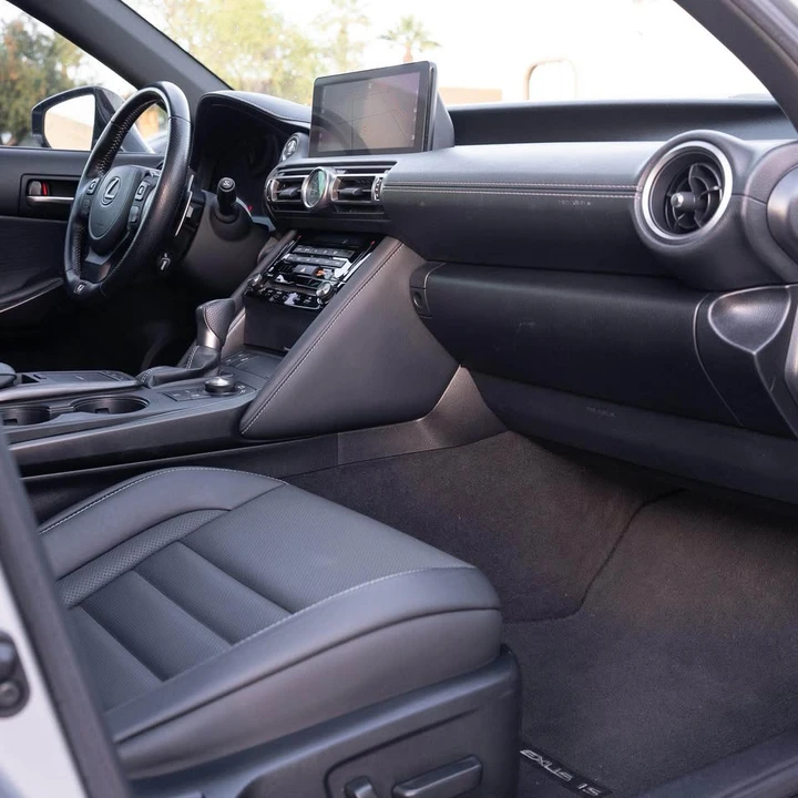 2021 Lexus IS 3rd Gen - Image 10 of 18