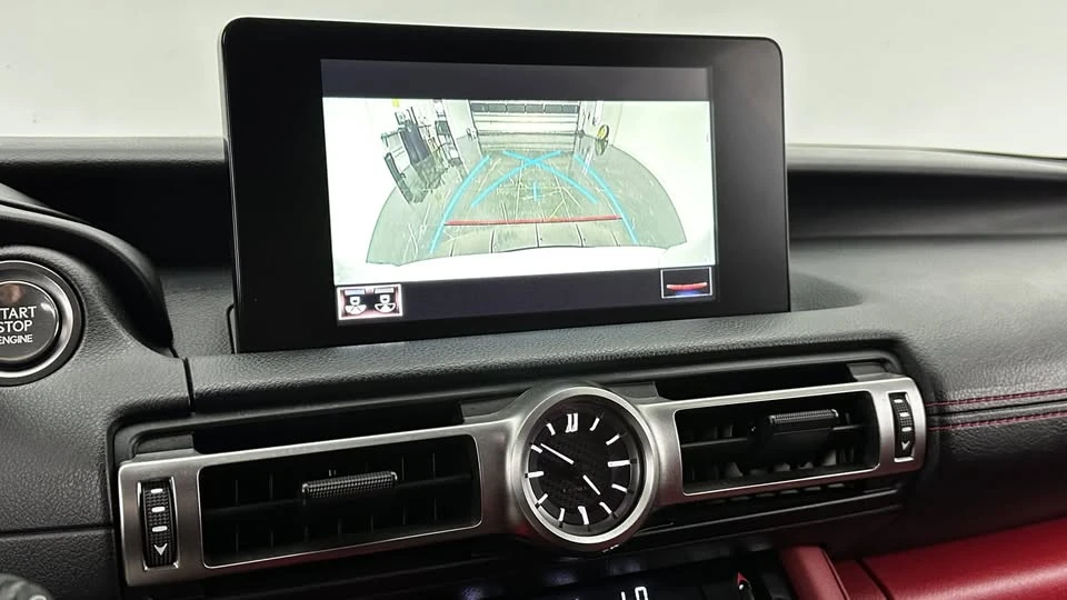 2021 Lexus IS 3rd Gen - Image 18 of 20