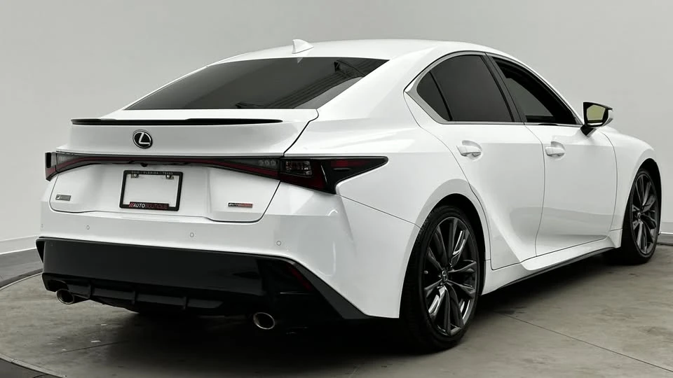 2021 Lexus IS 3rd Gen - Image 7 of 20