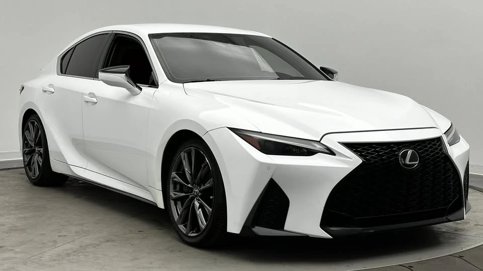 2021 Lexus IS 3rd Gen - Image 3 of 20