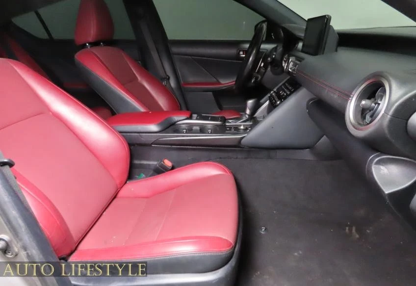 2021 Lexus IS 3rd Gen - Image 21 of 21