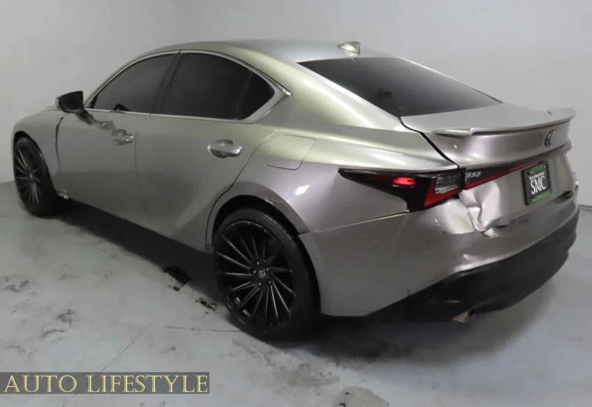2021 Lexus IS 3rd Gen - Image 9 of 21