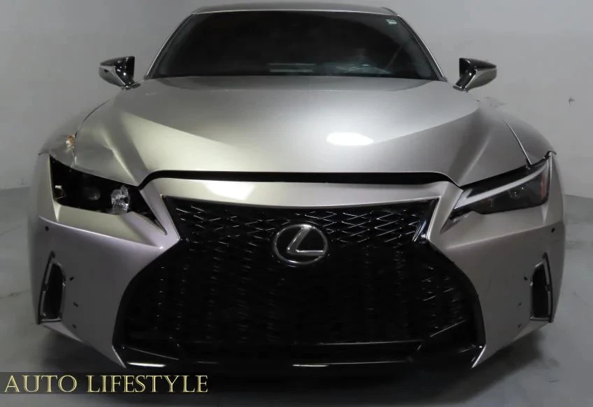 2021 Lexus IS 3rd Gen - Image 12 of 21