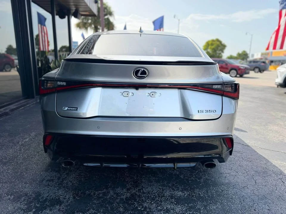 2021 Lexus IS 3rd Gen - Image 4 of 15