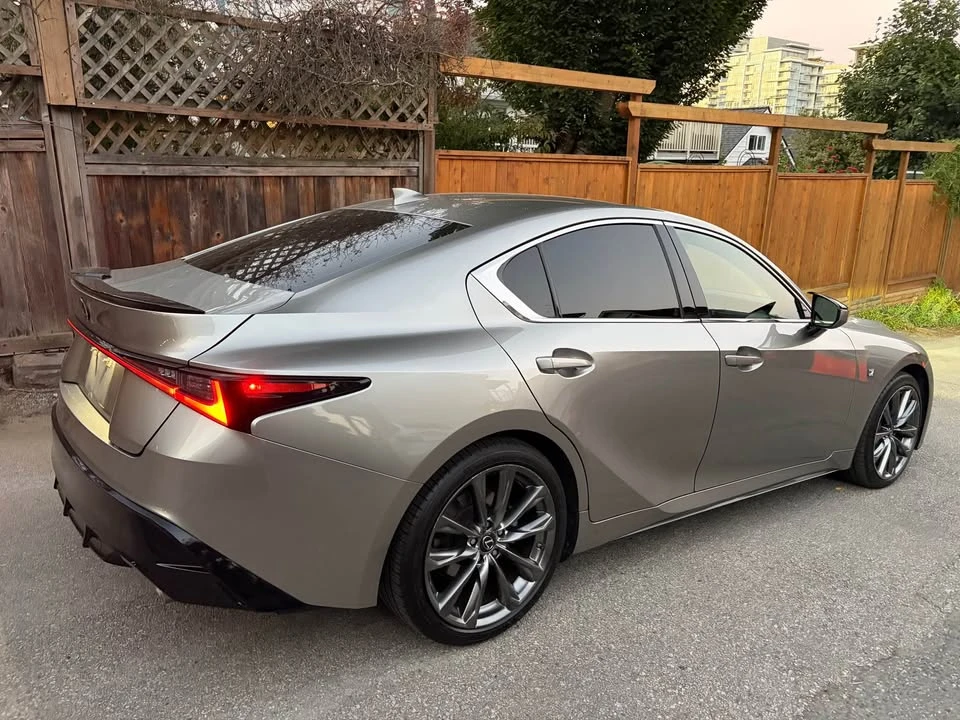 2021 Lexus IS 3rd Gen - Image 4 of 10