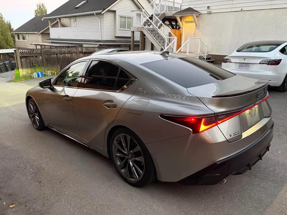 2021 Lexus IS 3rd Gen - Image 5 of 10