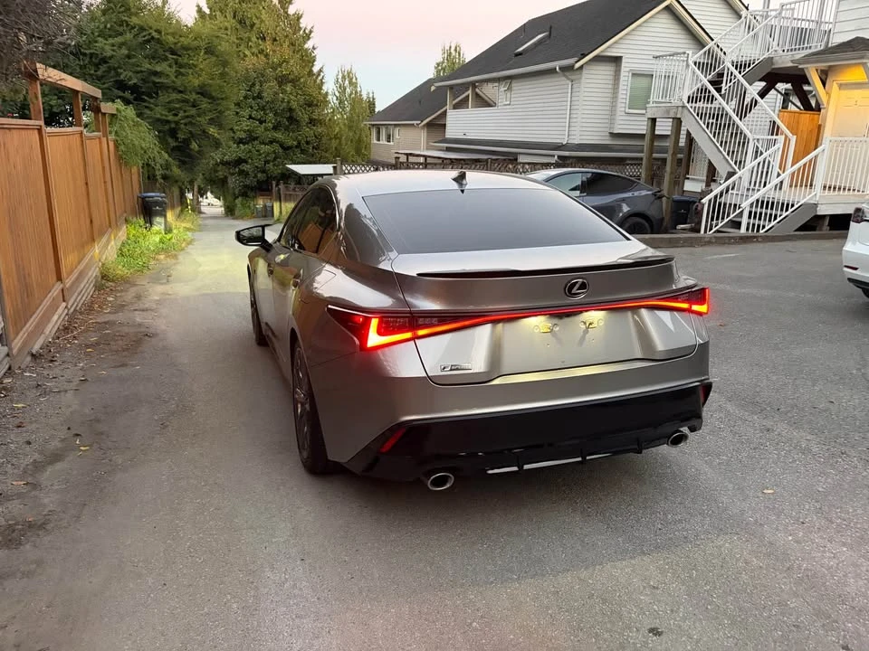 2021 Lexus IS 3rd Gen - Image 6 of 10