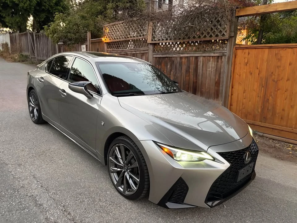 2021 Lexus IS 3rd Gen - Image 3 of 10
