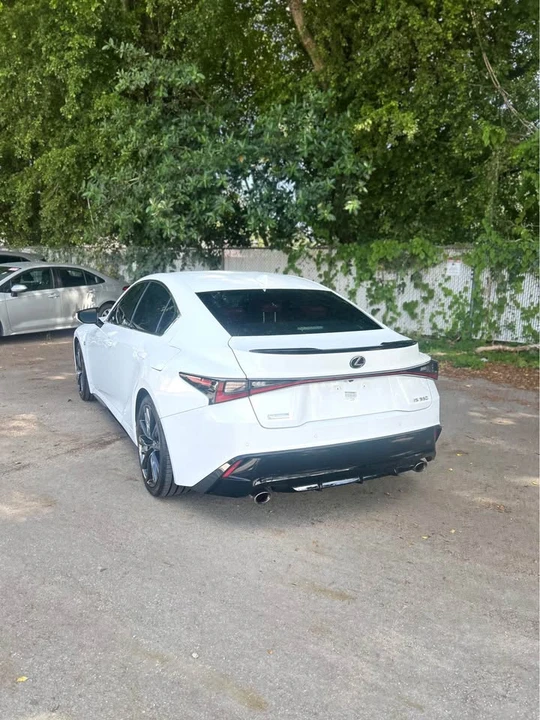 2021 Lexus IS 3rd Gen - Image 4 of 4