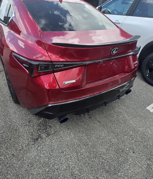 2021 Lexus IS 3rd Gen - Image 14 of 17