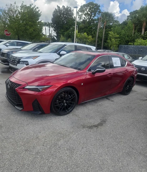 2021 Lexus IS 3rd Gen - Image 4 of 17