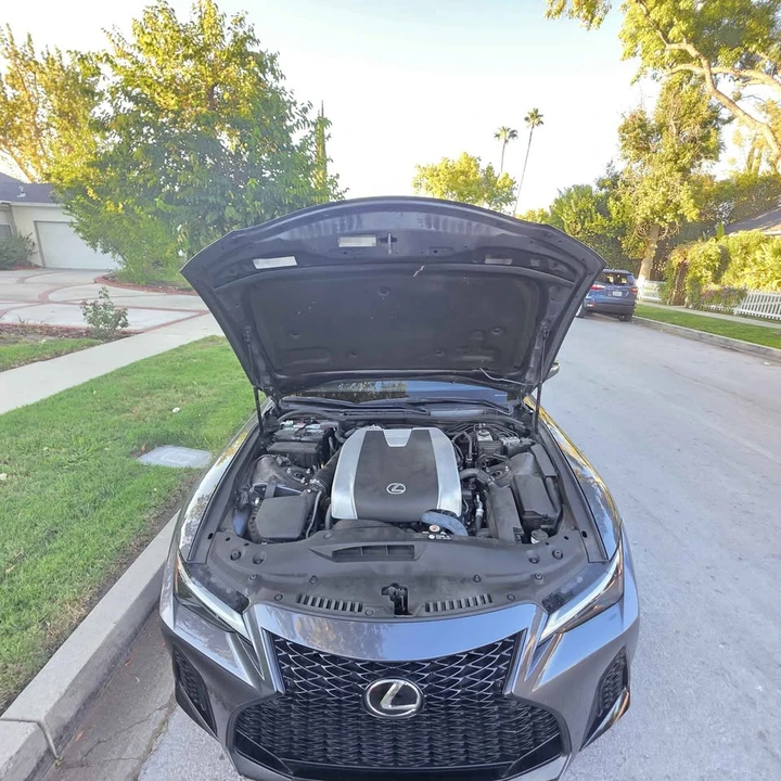 2021 Lexus IS 3rd Gen - Image 19 of 20