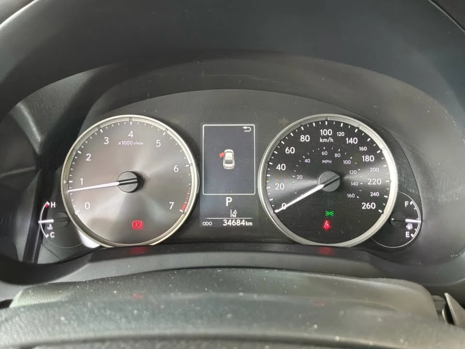 2021 Lexus IS 3rd Gen - Image 12 of 20