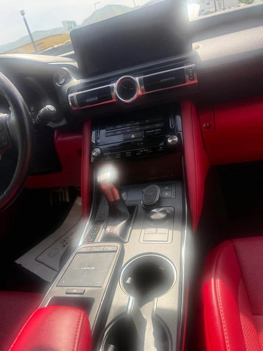 2021 Lexus IS 3rd Gen - Image 7 of 7
