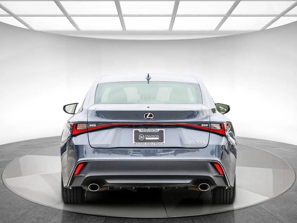 2021 Lexus IS 3rd Gen - Image 3 of 12