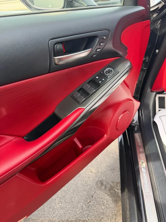 2021 Lexus IS 3rd Gen - Image 8 of 13