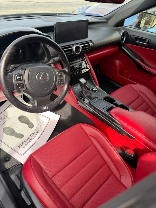 2021 Lexus IS 3rd Gen - Image 3 of 13