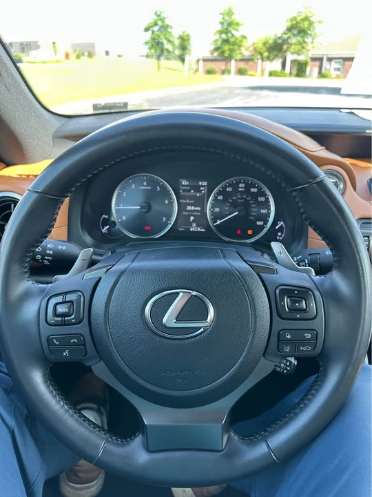 2021 Lexus IS 3rd Gen - Image 13 of 14
