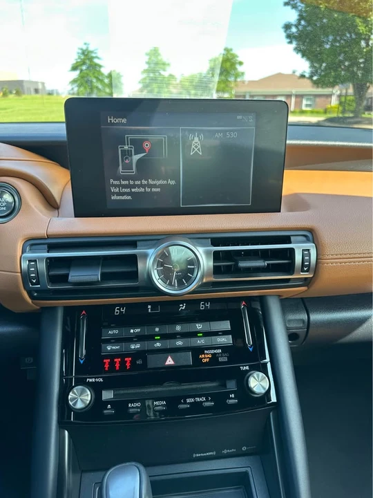 2021 Lexus IS 3rd Gen - Image 12 of 14