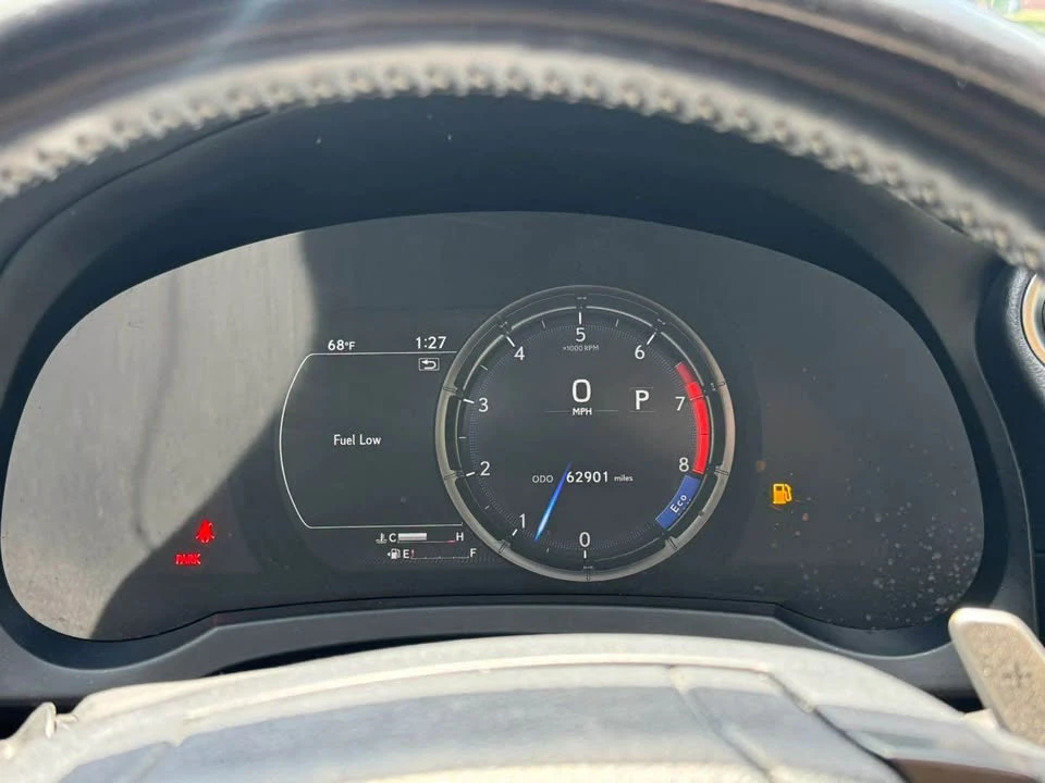 2021 Lexus IS 3rd Gen - Image 16 of 17