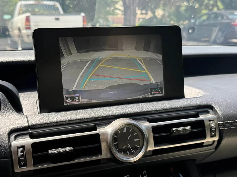 2021 Lexus IS 3rd Gen - Image 14 of 17
