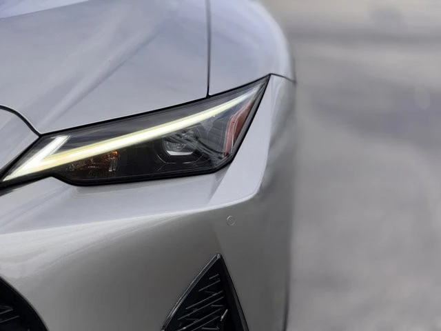 2021 Lexus IS 3rd Gen - Image 8 of 12