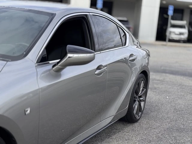 2021 Lexus IS 3rd Gen - Image 9 of 12