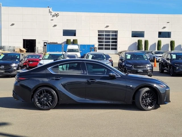 2021 Lexus IS 3rd Gen - Image 4 of 12