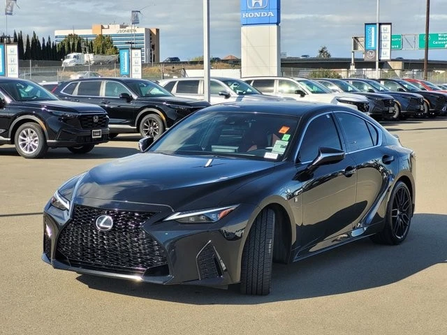 2021 Lexus IS 3rd Gen - Image 9 of 12