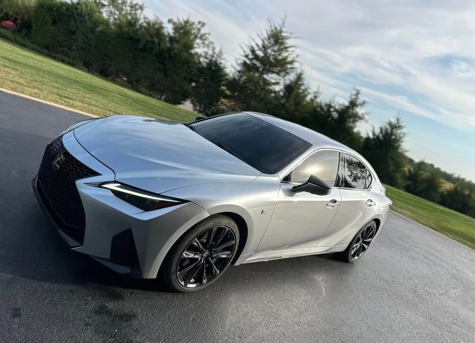2021 Lexus IS 3rd Gen - Image 6 of 16