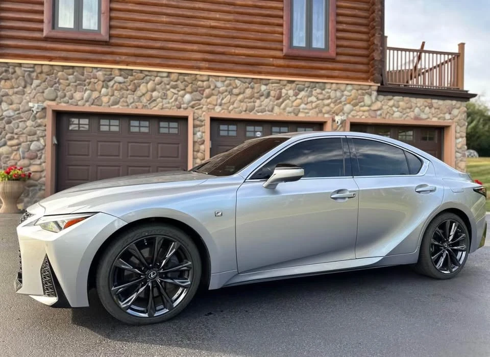 2021 Lexus IS 3rd Gen - Image 9 of 16