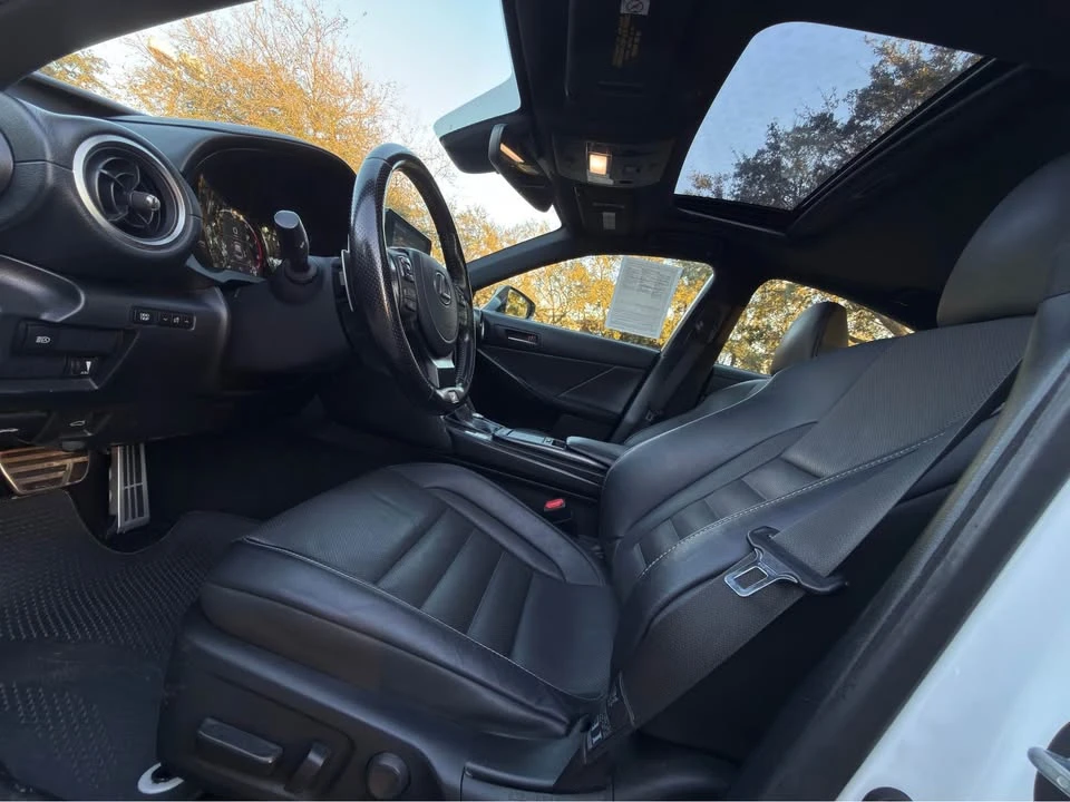 2021 Lexus IS 3rd Gen - Image 7 of 19