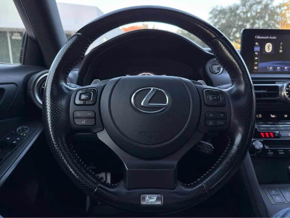 2021 Lexus IS 3rd Gen - Image 12 of 19